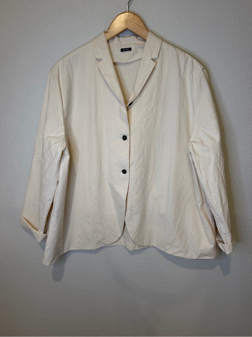 Apuntob 100% Cotton Women's Cream Three-Button Relaxed Blazer Jacket